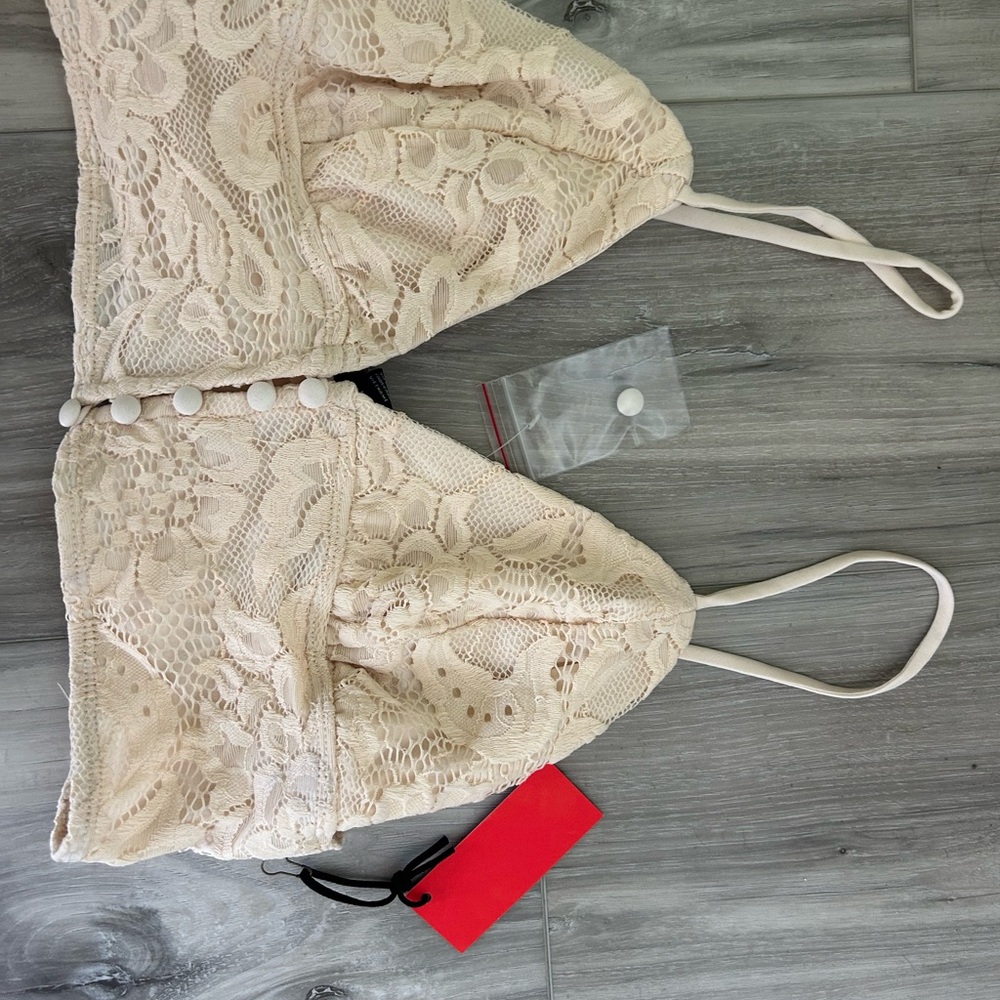 Forever 21 Cream Lace Crop Top